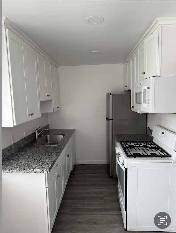 560 Lafayette Street Apt #1