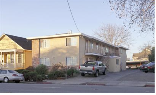 560 Lafayette Street Apt #4
