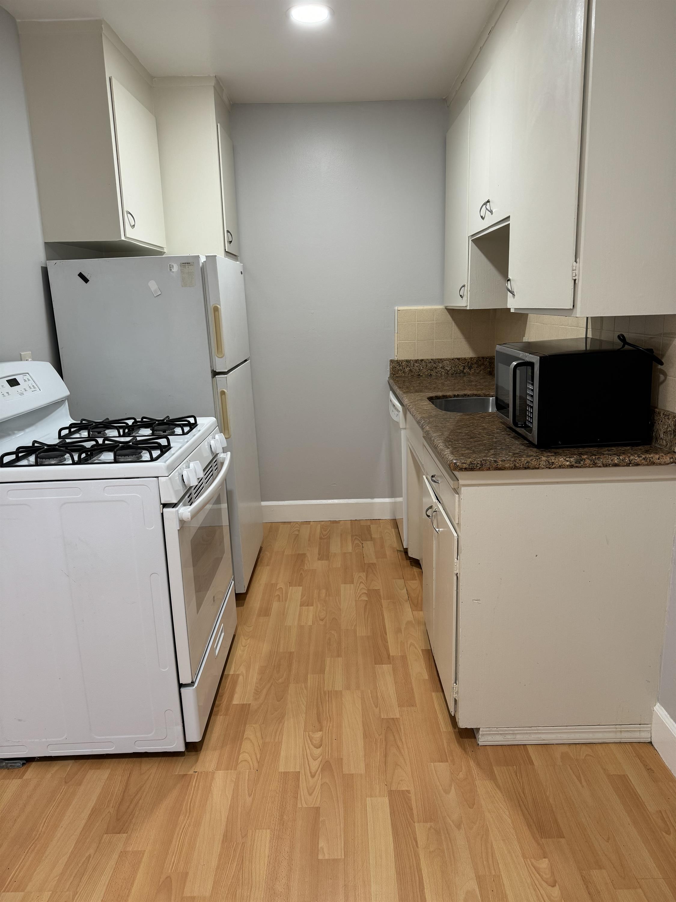 560 Lafayette Street Apt #3